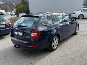 Skoda Octavia Combi 1,6 TDi Style 2017 Neu Vorgeführt 01 2027! Bild 4