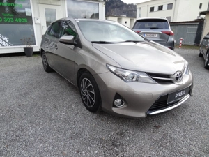 TOYOTA  Auris 1,4 D-4D Basis !! DiESEL !! Bild 3