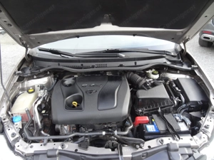TOYOTA  Auris 1,4 D-4D Basis !! DiESEL !! Bild 10