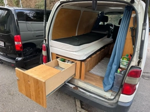 Campervan Ausbau Toyota Hiace Bild 9