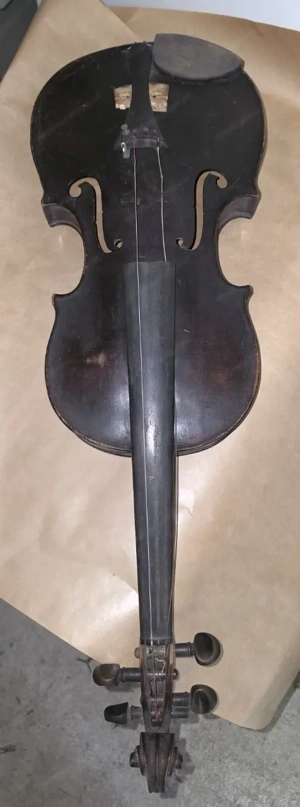 Alte Instrumente gegen Gebot Bild 5