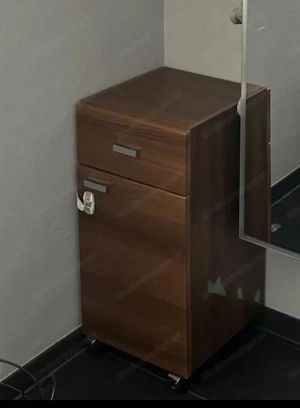 Badmöbel  Set  Bild 2