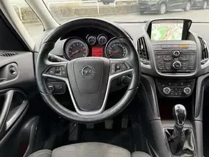 Opel Zafira Bild 7