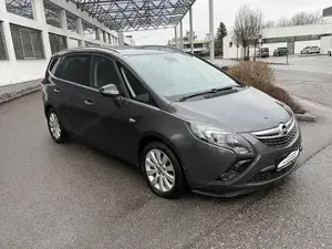 Opel Zafira Bild 2