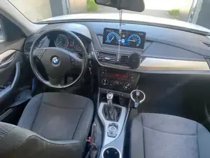 BMW X1 sDrive16d E84 Bild 2
