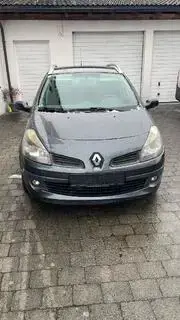 Renault Clio Bild 2