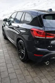BMW X1 X Drive 25e PHEV Allrad Bild 5