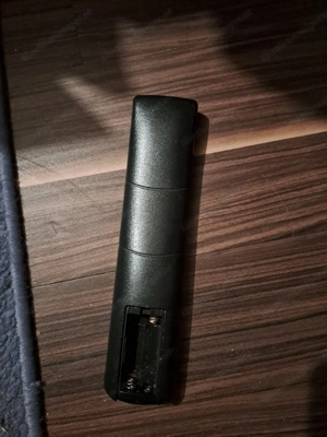 Fernseher inkl. Fernbedienung  Bild 4