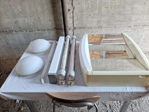 Spiegelschrank und div. Lampen  Bild 3