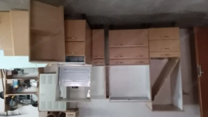 Küchenzeile Unter und Oberschränke