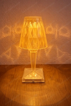 2  aufladbare kabellose Tischlampen mit Fernbedienung - 3 Leuchtmodi - wie neu Bild 4