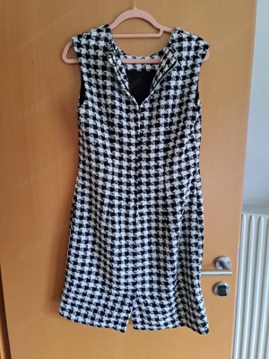 div. Kleider  Bild 6