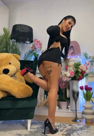 Stilvolle Dame mit Klasse Bild 5