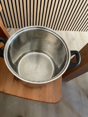 grosser Edelstahl-Kochtopf mit Deckel    26 cm Bild 2