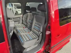 VW Caddy Bild 19