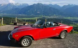 Fiat 124 Spider Bild 2