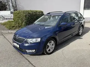 Skoda Octavia Combi 1,6 TDi Style 2017 Neu Vorgeführt 01 2027! Bild 6