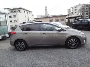 TOYOTA  Auris 1,4 D-4D Basis !! DiESEL !! Bild 5