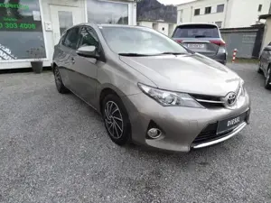 TOYOTA  Auris 1,4 D-4D Basis !! DiESEL !! Bild 9