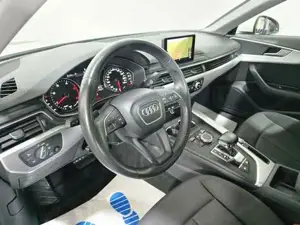 Audi A4 Bild 6
