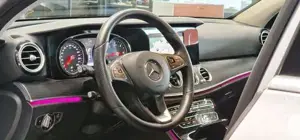 Mercedes-Benz E 220 Bild 11