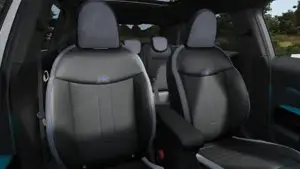 MINI Cooper C 5-Türer // Classic Trim // Paket L DAB Bild 4