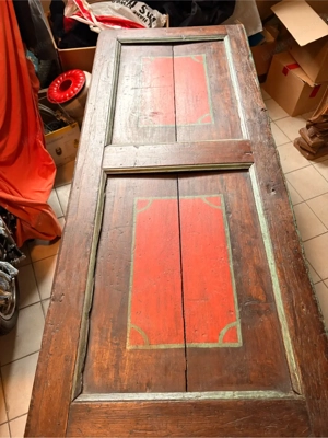 Handbemalte Truhe Bild 4