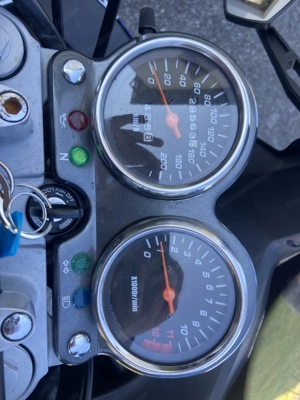 Suzuki GS 500 F Motorrad zu Verkaufen  Bild 5
