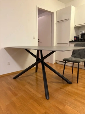 neuer Metall- Keramiktisch zu verkaufen Bild 2