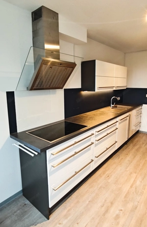 RESERVIERT Einbauküche mit Geräten und Liebherr Standkühlschrank mit Tiefkühler Bild 3