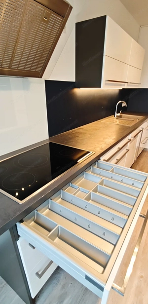 RESERVIERT Einbauküche mit Geräten und Liebherr Standkühlschrank mit Tiefkühler Bild 7