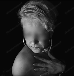 Livia - erfahrene Escort-Dame Bild 4