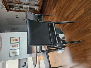 Lederstühle Bild 2