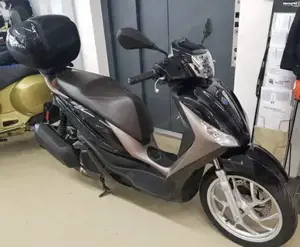 Piaggio Medley ABS Bild 3