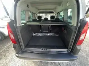 Peugeot Partner Bild 6