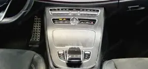 Mercedes-Benz E 220 Bild 19