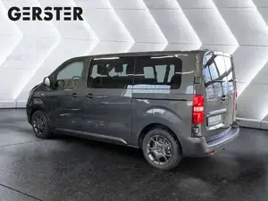 Opel Vivaro Bild 3