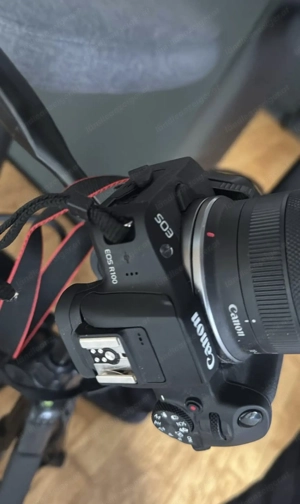 Canon EOS r100 Bild 2