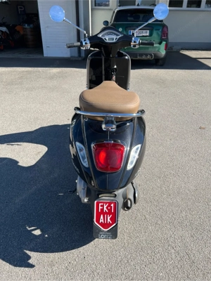 Vespa Primavera 50  Bild 3