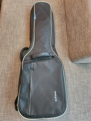 Kaum benutzte Epiphone Les Paul Classic Ebony mit neuwertiger Tasche Bild 7