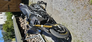Aprilia Dorsoduro 750 Bild 7