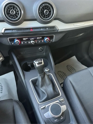 Audi Q2 30 tfsi Bild 9