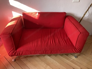 Rote Zweier Couch Bild 2