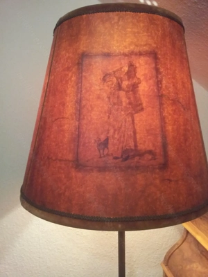 Stehlampe, Leuchte mit Patina