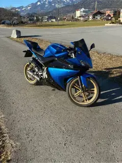 Yamaha YZF-R125  Bild 5