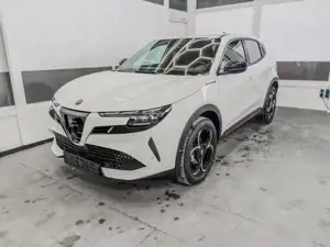 Alfa Romeo Junior Speciale IBRIDA MATRIX ACC KEYLESS NAVI 1.2 E-D...