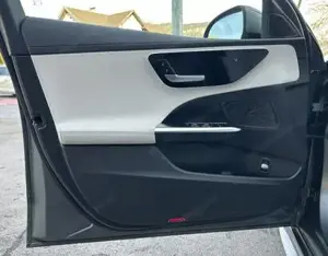 Mercedes-Benz C-Klasse Bild 12