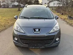 Peugeot 207 Bild 2