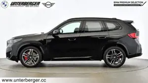 BMW X1 xDrive20d M Sportpaket Pro // elektr. Anhängerkupplung // Panorama Glasdach Bild 3