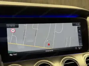 Mercedes-Benz E 63 AMG Bild 18